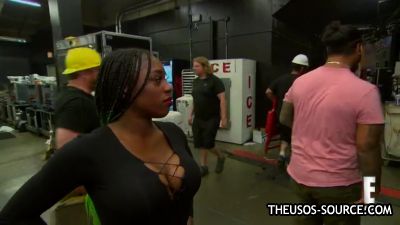 Naomi_shows_Jimmy_Uso_how_shes_going_to_give_the_SmackDown_Womens_Title_some_glow_Total_Divas_Preview_Clip_Nov_15_2017__WWE_mp4224.jpg