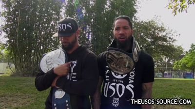 The_Usos_want_to_break_The_Shield_mp4063.jpg