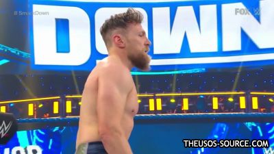 WWE_Friday_Night_SmackDown_2020_11_20_720p_HDTV_x264-NWCHD_mp43242.jpg