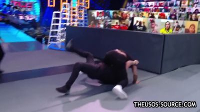 WWE_Friday_Night_SmackDown_2020_12_18_720p_HDTV_x264-NWCHD_mp41527.jpg
