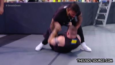 WWE_Friday_Night_SmackDown_2020_12_18_720p_HDTV_x264-NWCHD_mp41559.jpg