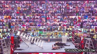 WWE_TLC_2020_PPV_720p_WEB_h264-HEEL_mp41987.jpg