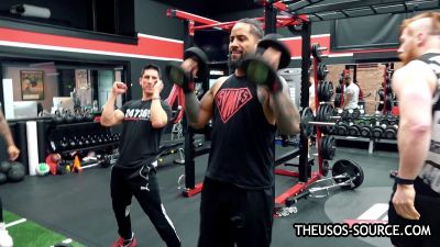 The_Usos___Athlean-X_PART_TWO___Ep_00_05_20_01_489.jpg
