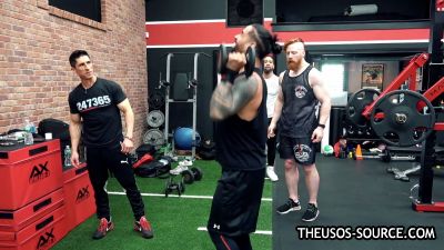 The_Usos___Athlean-X_PART_TWO___Ep_00_05_43_00_525.jpg