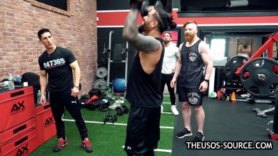 The_Usos___Athlean-X_PART_TWO___Ep_00_05_44_03_527.jpg