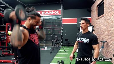 The_Usos___Athlean-X_PART_TWO___Ep_00_07_11_08_664.jpg