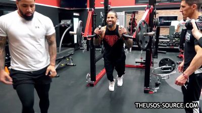 The_Usos___Athlean-X_PART_TWO___Ep_00_08_55_08_827.jpg
