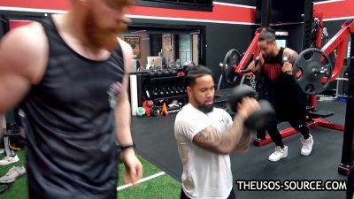 The_Usos___Athlean-X_PART_TWO___Ep_00_09_11_08_852.jpg