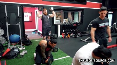 The_Usos___Athlean-X_PART_TWO___Ep_00_09_16_09_860.jpg