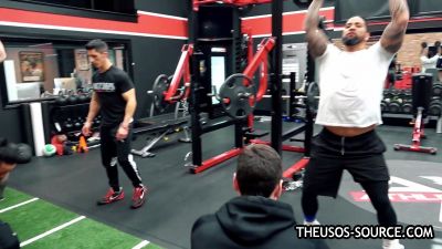 The_Usos___Athlean-X_PART_TWO___Ep_00_09_29_06_880.jpg