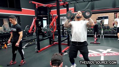The_Usos___Athlean-X_PART_TWO___Ep_00_09_30_09_882.jpg