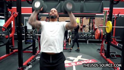 The_Usos___Athlean-X_PART_TWO___Ep_00_09_55_08_921.jpg