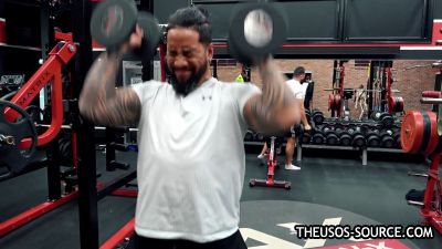 The_Usos___Athlean-X_PART_TWO___Ep_00_09_58_03_925.jpg