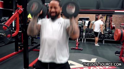 The_Usos___Athlean-X_PART_TWO___Ep_00_10_00_03_928.jpg