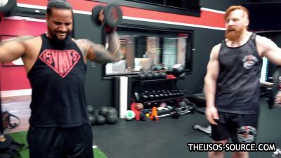 The_Usos___Athlean-X_PART_TWO___Ep_00_10_09_08_943.jpg