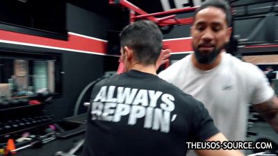 The_Usos___Athlean-X_PART_TWO___Ep_00_10_20_07_960.jpg