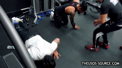 The_Usos___Athlean-X_PART_TWO___Ep_00_13_14_03_1232.jpg