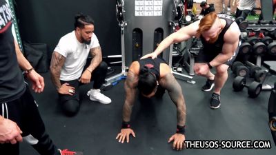 The_Usos___Athlean-X_PART_TWO___Ep_00_13_55_08_1297.jpg