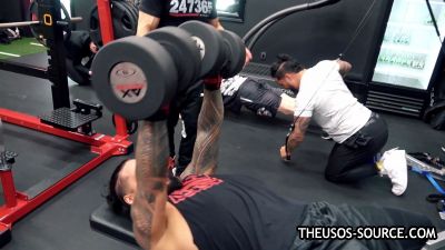 The_Usos___Athlean-X_PART_TWO___Ep_00_15_41_07_1463.jpg