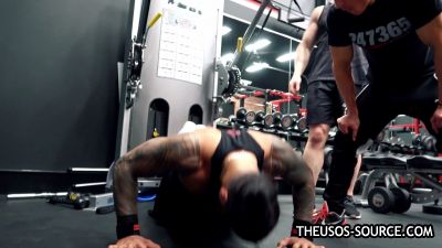The_Usos___Athlean-X_PART_TWO___Ep_00_19_32_08_1825.jpg