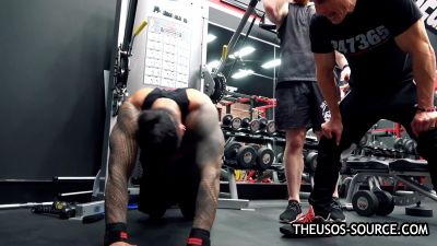 The_Usos___Athlean-X_PART_TWO___Ep_00_19_34_01_1827.jpg