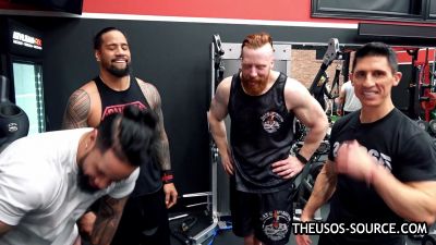 The_Usos___Athlean-X_PART_TWO___Ep_00_19_49_04_1851.jpg