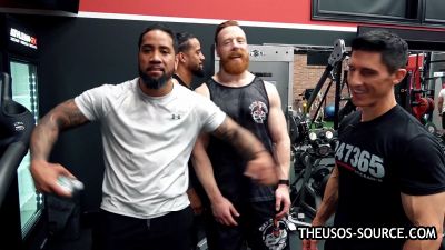 The_Usos___Athlean-X_PART_TWO___Ep_00_19_59_00_1866.jpg