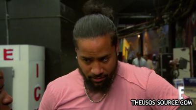 Naomi_shows_Jimmy_Uso_how_shes_going_to_give_the_SmackDown_Womens_Title_some_glow_Total_Divas_Preview_Clip_Nov_15_2017__WWE_mp4066.jpg
