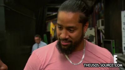 Naomi_shows_Jimmy_Uso_how_shes_going_to_give_the_SmackDown_Womens_Title_some_glow_Total_Divas_Preview_Clip_Nov_15_2017__WWE_mp4163.jpg