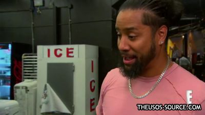 Naomi_shows_Jimmy_Uso_how_shes_going_to_give_the_SmackDown_Womens_Title_some_glow_Total_Divas_Preview_Clip_Nov_15_2017__WWE_mp4172.jpg