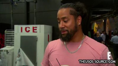Naomi_shows_Jimmy_Uso_how_shes_going_to_give_the_SmackDown_Womens_Title_some_glow_Total_Divas_Preview_Clip_Nov_15_2017__WWE_mp4208.jpg