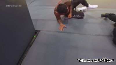 WWE_Clash_2020_mp41534.jpg