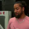 Naomi_shows_Jimmy_Uso_how_shes_going_to_give_the_SmackDown_Womens_Title_some_glow_Total_Divas_Preview_Clip_Nov_15_2017__WWE_mp4208.jpg