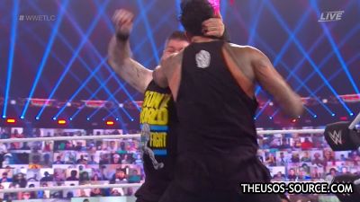 WWE_TLC_2020_PPV_720p_WEB_h264-HEEL_mp41954.jpg