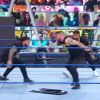 WWE_Friday_Night_SmackDown_2020_12_18_720p_HDTV_x264-NWCHD_mp41934.jpg