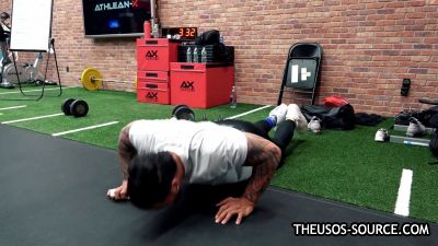 The_Usos___Athlean-X_PART_TWO___Ep_00_16_35_03_1547.jpg